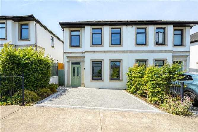 6 RING FINNAN AVENUE, KINSALE MANOR, RATHBEG