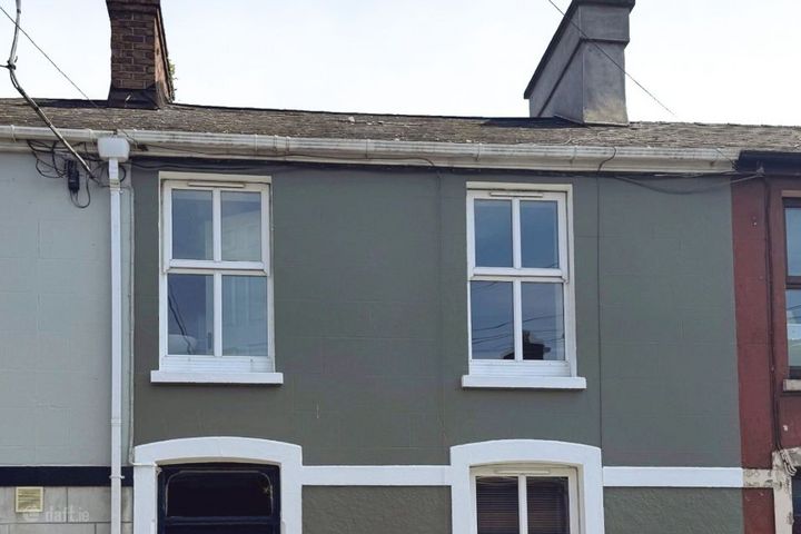 3 Electric Terrace, Off Victoria Road