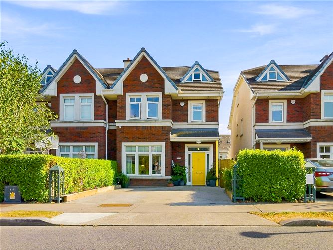 121 CASTLEMOYNE, BALGRIFFIN, DUBLIN 13