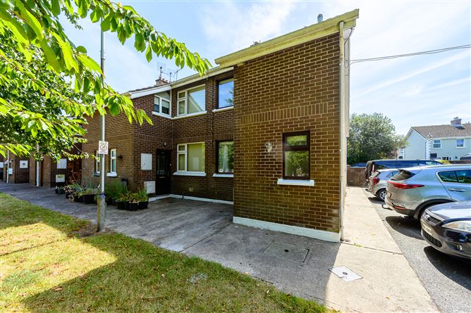 98 WHITEOAKS, WILTON, CORK