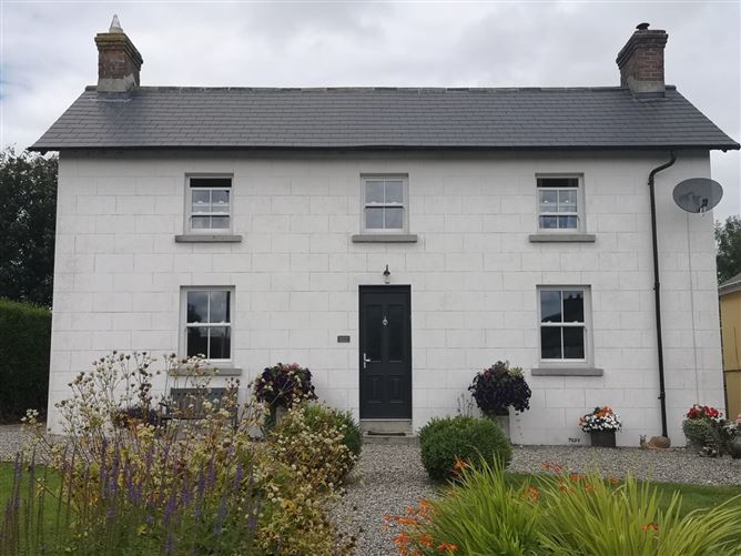 TEACHERS RESIDENCE, COOLBOY, TINAHELY