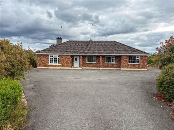 CRADDENSTOWN, RAHARNEY, WESTMEATH