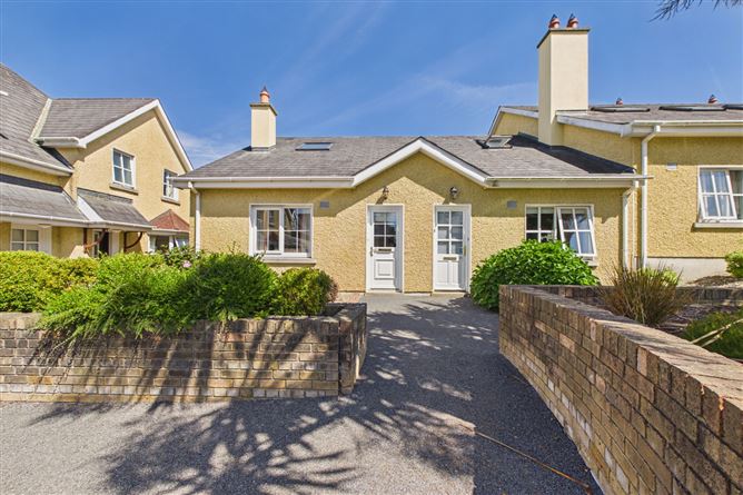 11 BOLTON MEWS, FAITHLEGGE, WATERFORD