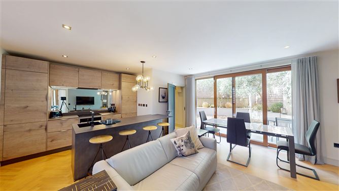 3 RAMPART LANE, DONNYBROOK, DUBLIN 4