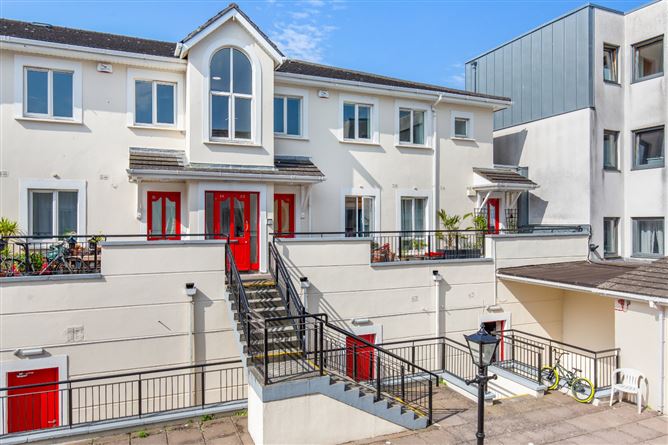 APT 24, ST HELENS COURT, LOWER GEORGES ST