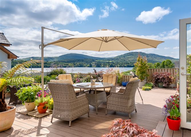 18 INBHEAR SCEINE, KENMARE, KERRY