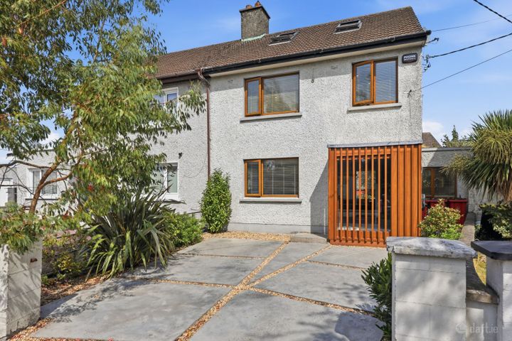 27 Shantalla Drive, Santry