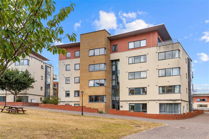 APT 109, THE OVAL, TULLYVALE DUBLIN 18