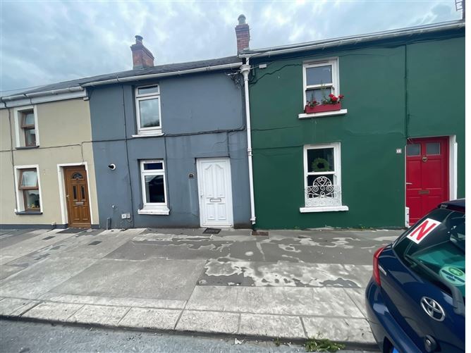6 O' Connell Sreet, Blackpool, Cork