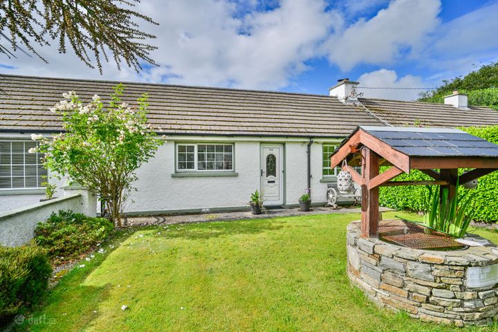 308 Colehill, Newtowncunningham
