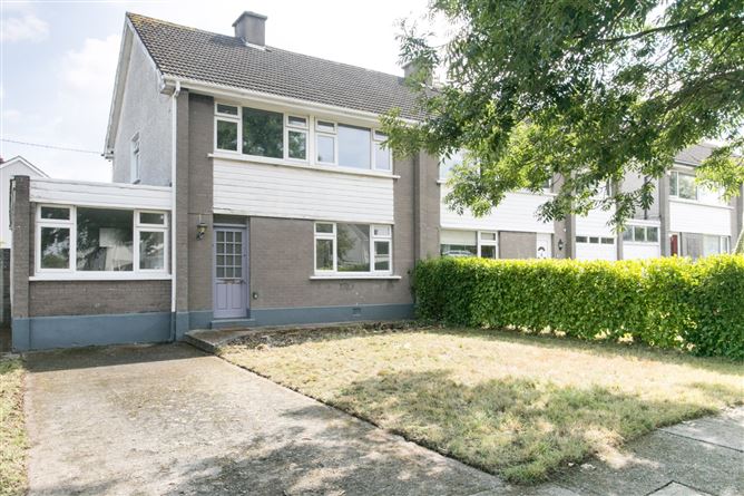 1 Lakelands Grove, Stillorgan, Co. Dublin