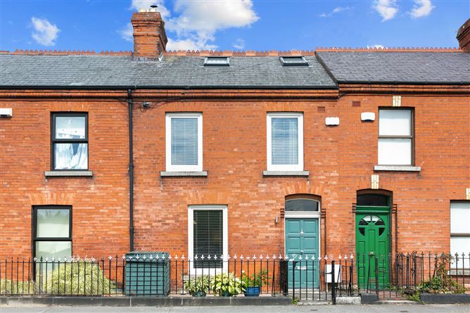 6 Merton Avenue, SCR
