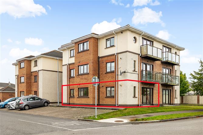 15 THE WALK, MOYGLARE HALL, MAYNOOTH