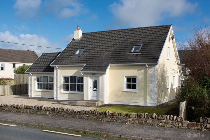 4 Rockhill, Portnablagh, Donegal