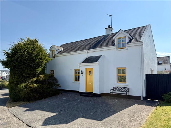 13 Ashfield, Blackwater