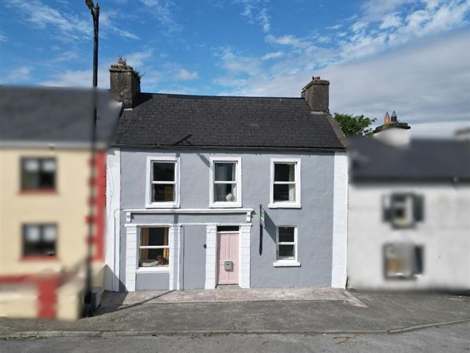 MAIN ST, BALLINAGARE, CASTLEREA