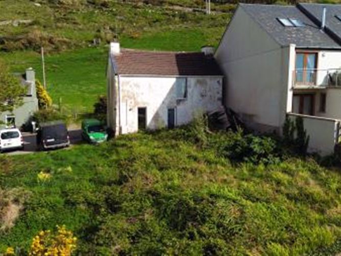 TOP STREET, CAHERCIVEEN, CO KERRY