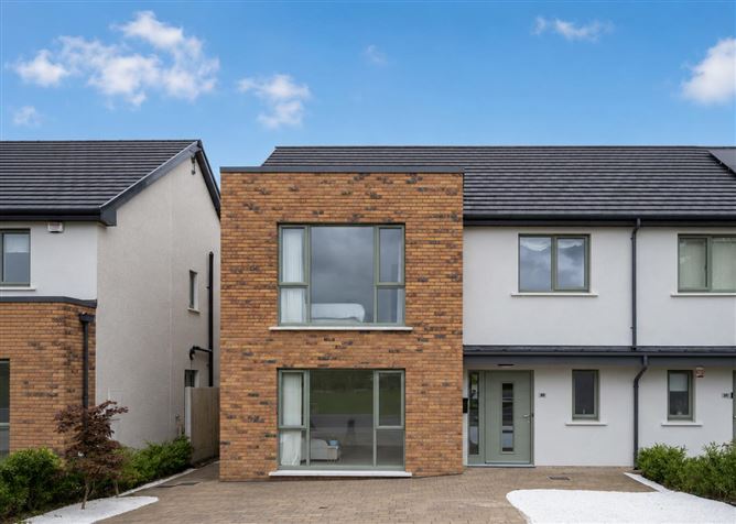 20 Arlington, Kerry Pike