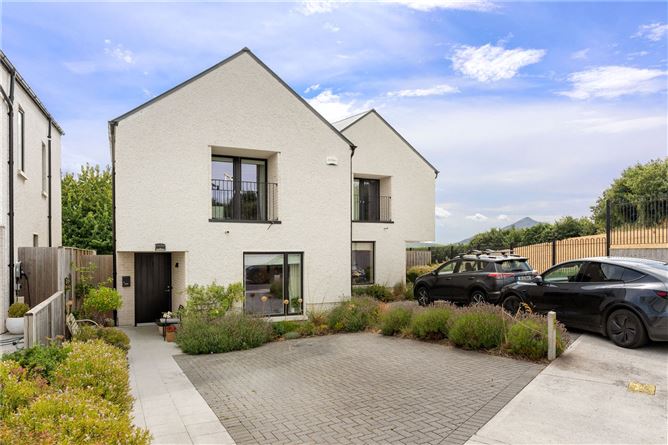 13 Sika Woods, Enniskerry