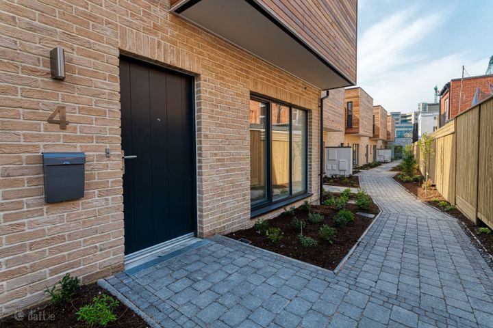 4 The Ropery, South Lotts Road, Dublin 4