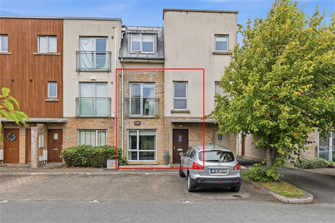 19 WATERSIDE PARK, WATERSIDE, SWORDS RD