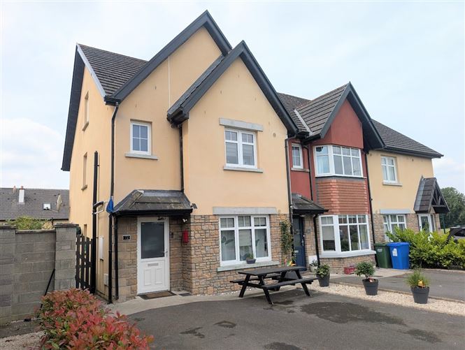 72 The Avenue, Drummin Village, Nenagh, Tipperary