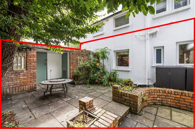 73 Pembroke Lane, Ballsbridge, Dublin 4, D04K061