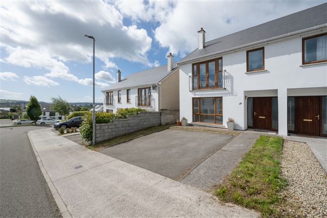 48 The Woods, Glounthaune, Co. Cork