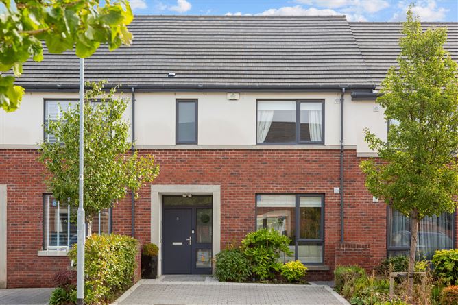 5 SOMERTON DRIVE, NEWCASTLE ROAD, LUCAN