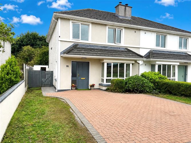 95 The Fairways, Tubbercurry