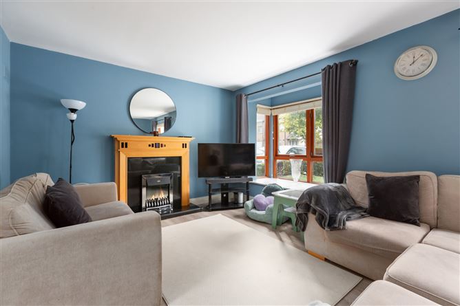 71 Hunters Way, Hunterswood, Ballycullen, Dublin 24