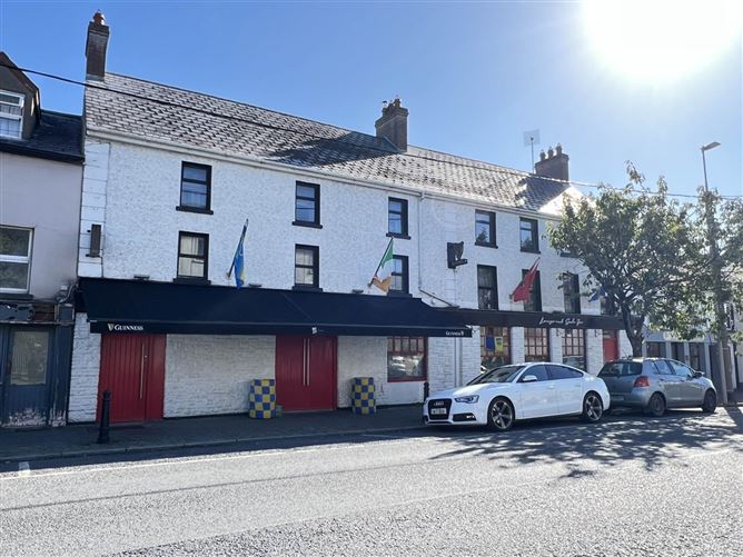 APT 1 ABBEY TAVERN, ABBEY STREET, CAHIR