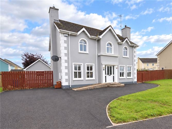 44 HAWTHORN HILL, NEWTOWN CUNNINGHAM, DONEGAL