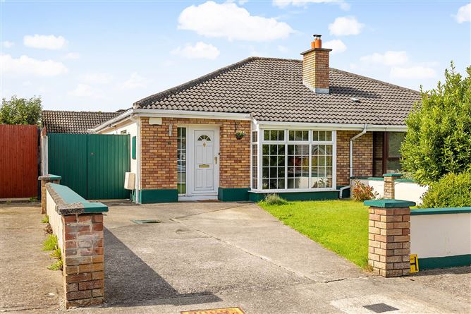 17 CASTLE VILLAGE CRESCENT, CELBRIDGE, KILDARE