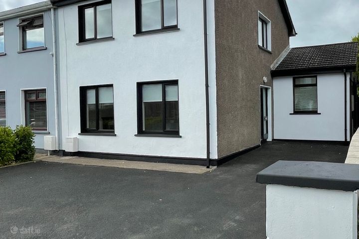 16 Endsleigh Drive, Carriagline
