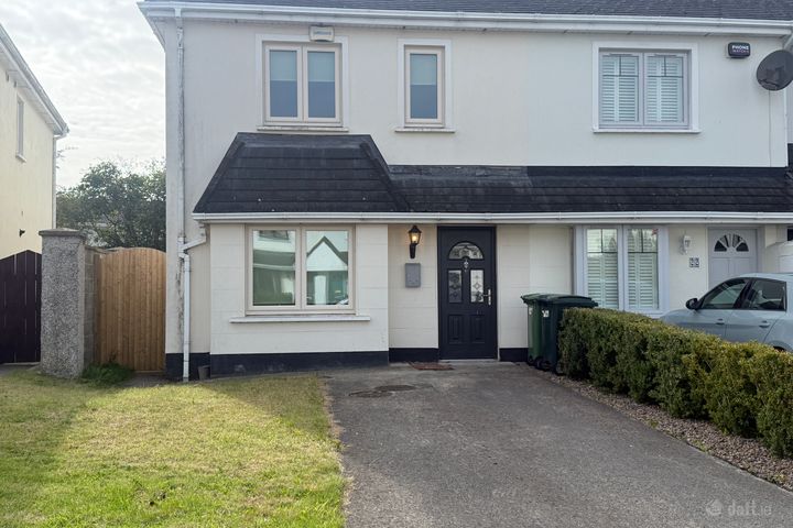 24 THE AVENUE, STRAFFAN WOOD, MAYNOOTH