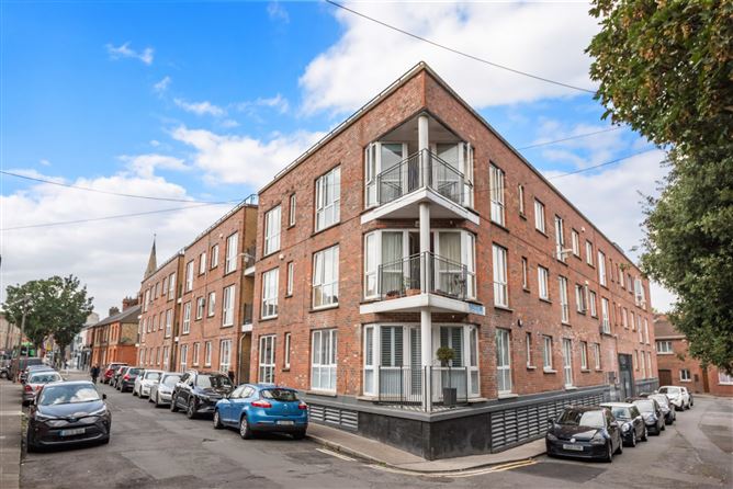 34 ROPEWALK PLACE, RINGSEND, DUBLIN 4