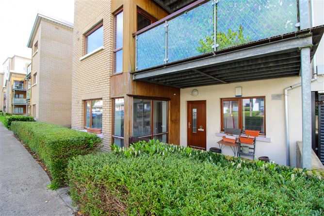 60 HUNTERS HALL, HUNTERSWOOD, BALLYCULLEN DUBLIN 24