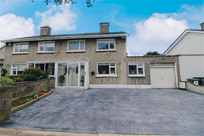 76 Saint Maelruan's Park, Tallaght, Dublin 24