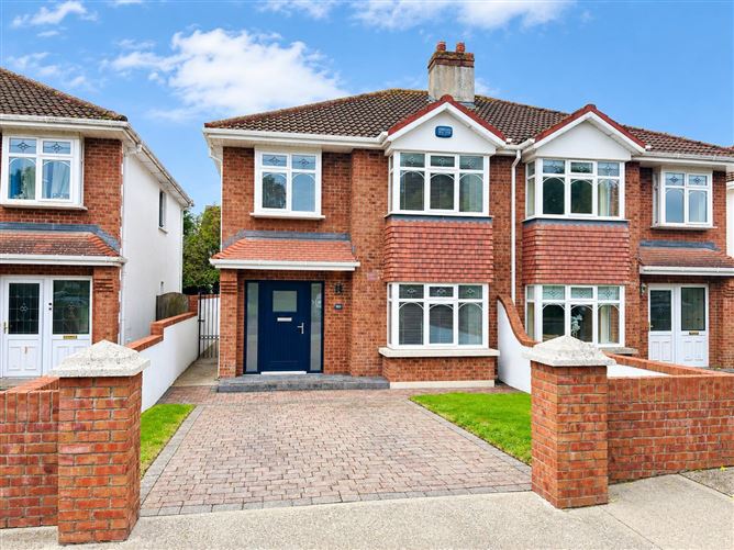 80 MADEIRA WOOD, THE MOYNE, ENNISCORTHY