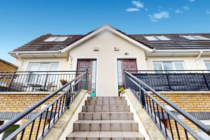7 ESKER PINES, LUCAN, DUBLIN