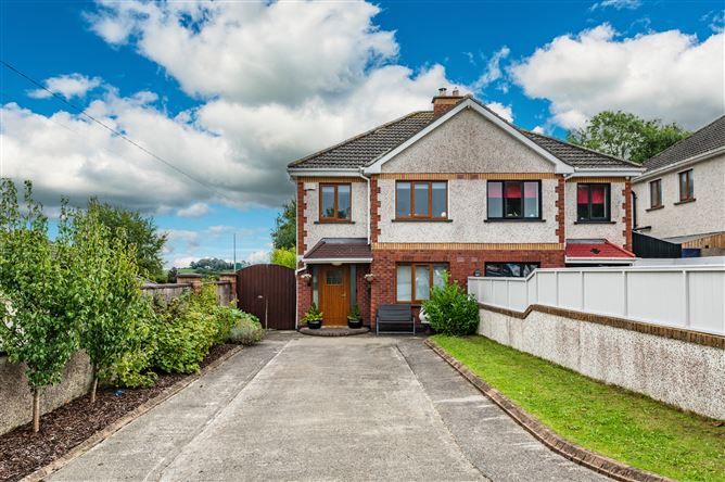 1 ARD EVAN RISE, MONASTEREVIN, KILDARE