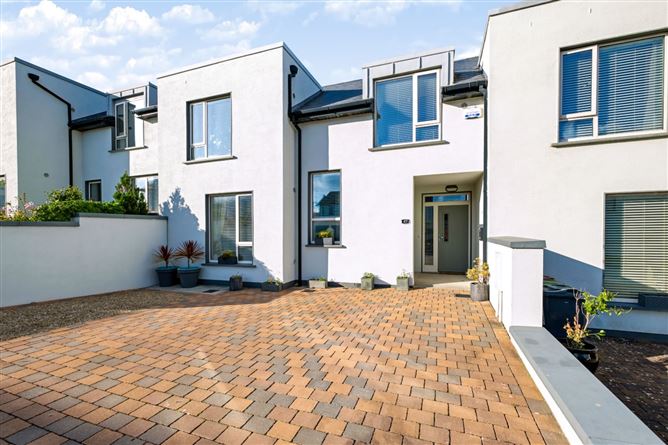 49 Ballygossan Park, Golf Links Road