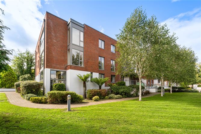 9 THE CROFT, PARC NA SILLA AVE, LOUGHLINSTOWN DUBLIN 18
