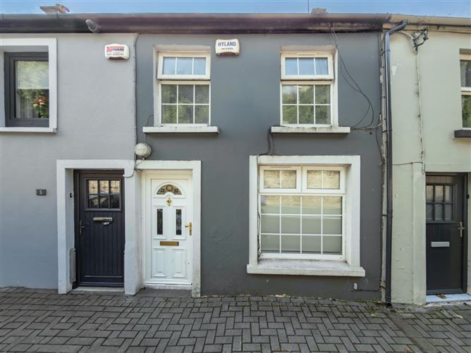 4 Barry's Terrace, Glanmire, Cork