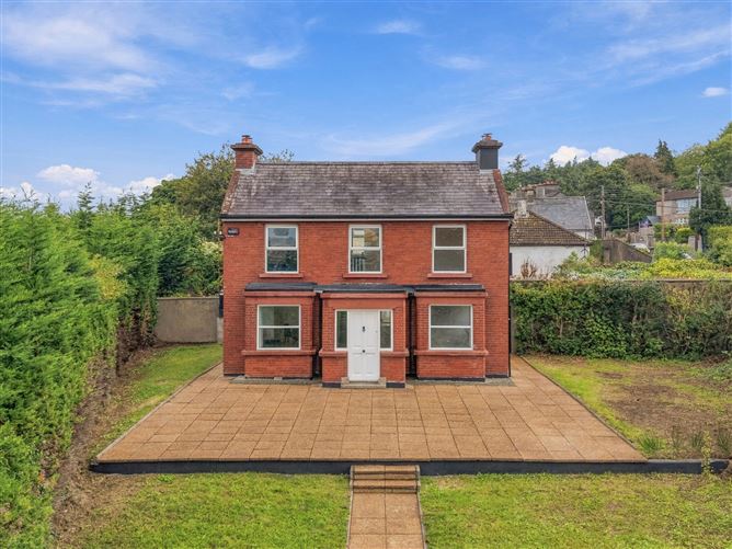 HILLVIEW, ST SENANS, ENNISCORTHY