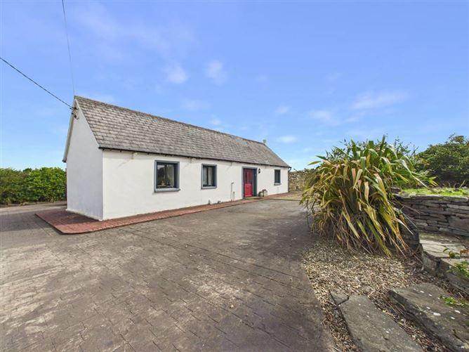 Newtown, Kilkee, Co Clare, V15 HD73