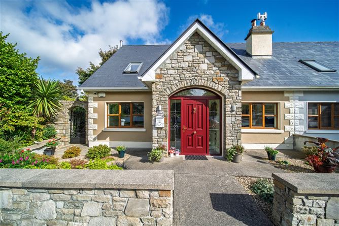 1 RADHARC NA SLEIBHTE, LAHARDANE, BALLINA