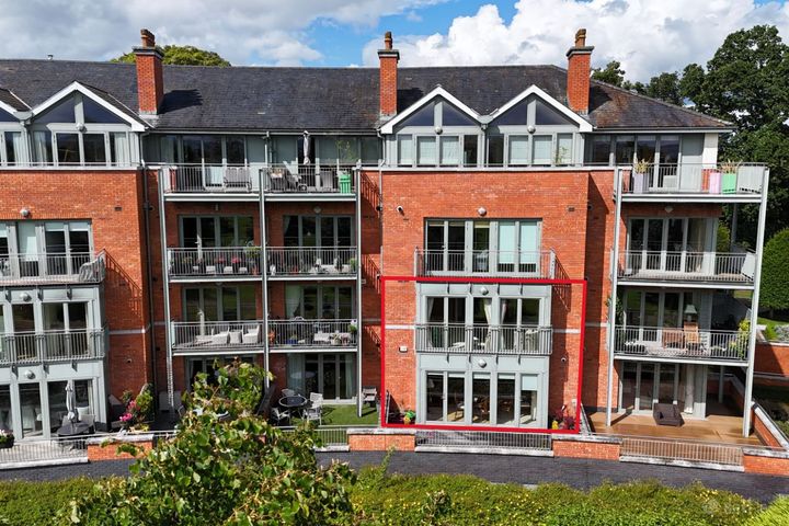 2 Willow Lodge, Farmleigh Avenue, Farmleigh Woods, Castleknock, Dublin 15