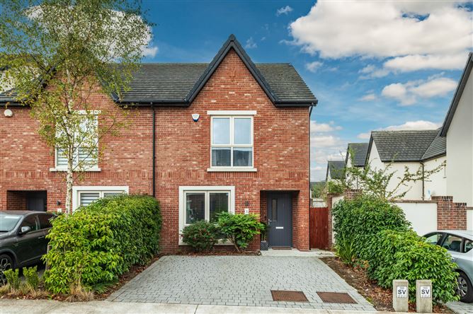 2 WHITETHORN LAWN, WHITETHORN VILLAGE, NAAS
